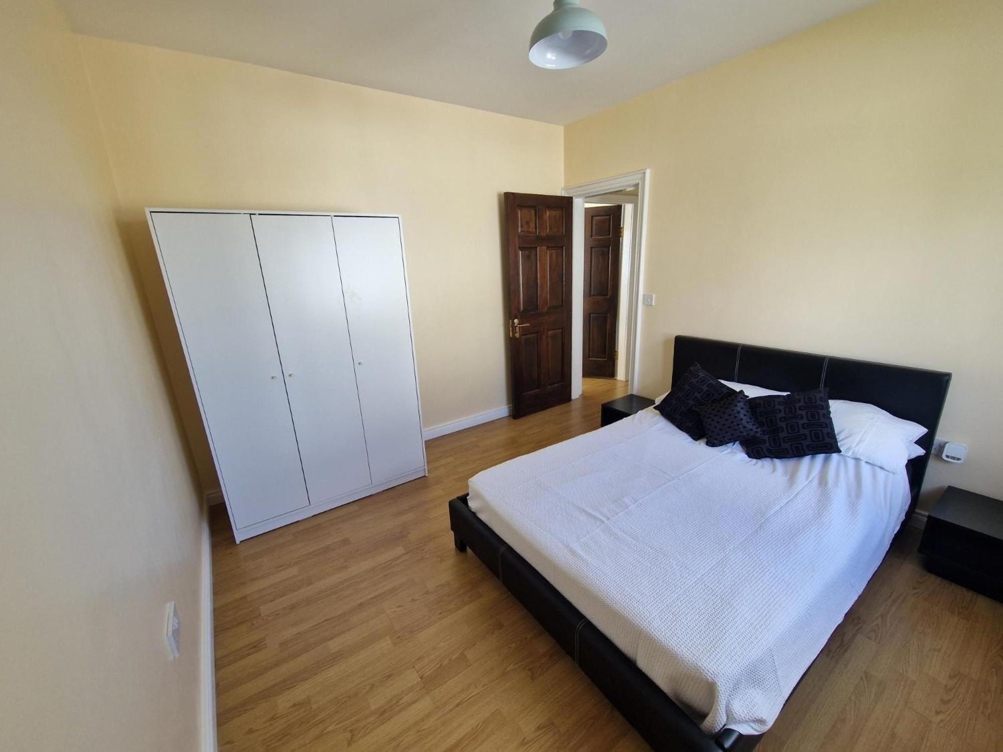 Hillhead'S Sea View Escape Villa Moville Bagian luar foto
